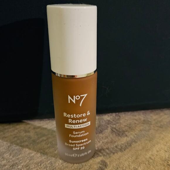 No 7 Other - NWOT! No7 Restore & Renew Multi Action Serum Foundation CEDAR